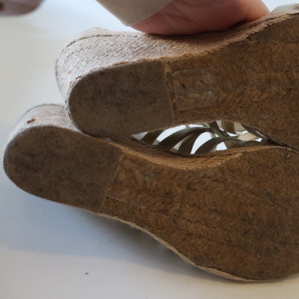 ANDRE ASSOUS STRAP ESPADRILLE WEDGE HEEL SANDAL 9* - Picture 9 of 10